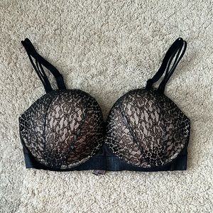 Brand New Victoria Secret Very Sexy bra